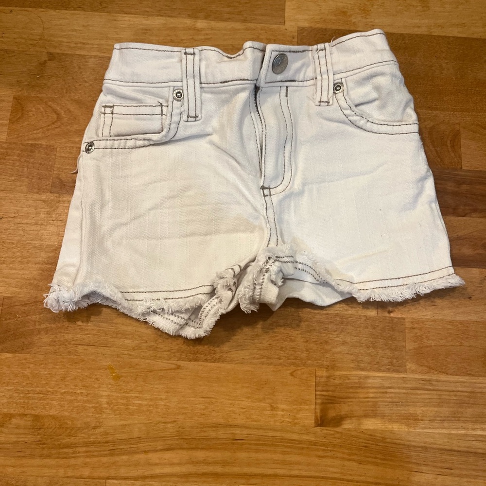 Koala Kids White Shorts Distressed Design - 48 months/4 years